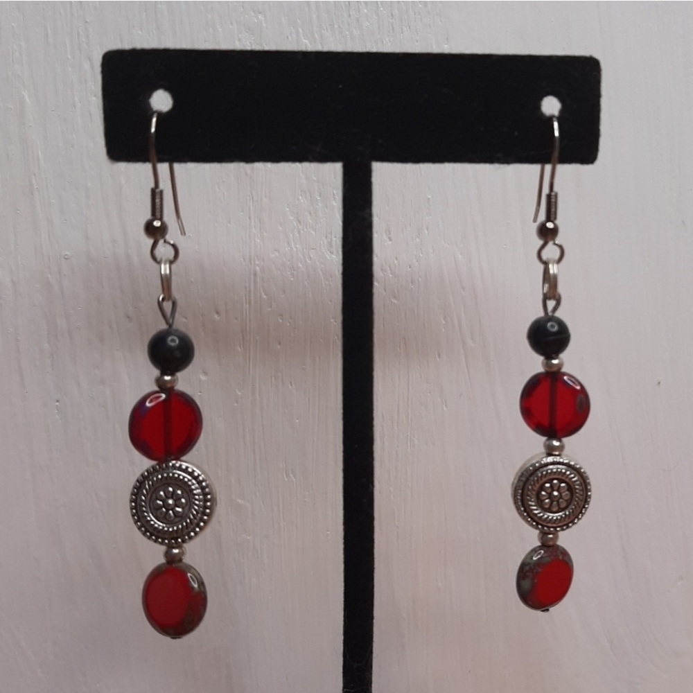 Beautiful red glass and silver dangle earrings 2.75"